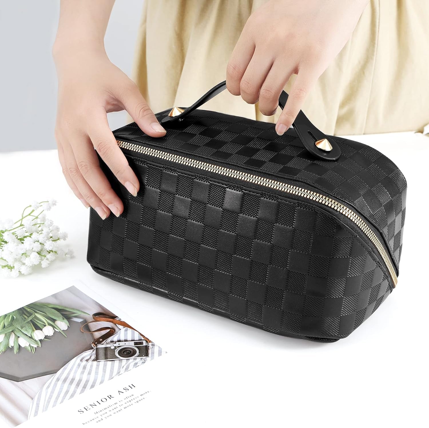 Large Capacity Travel Cosmetic Bag 